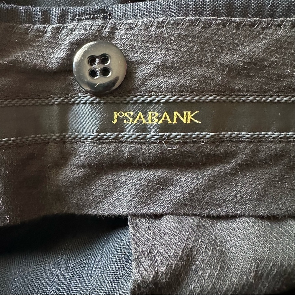 JOS A Bank men’s set pants and blazer suit - Picture 6 of 8